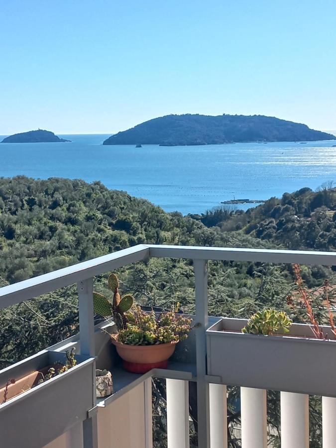 Vista Sul Blu ,Baia Blu, Lericiアパートメント エクステリア 写真